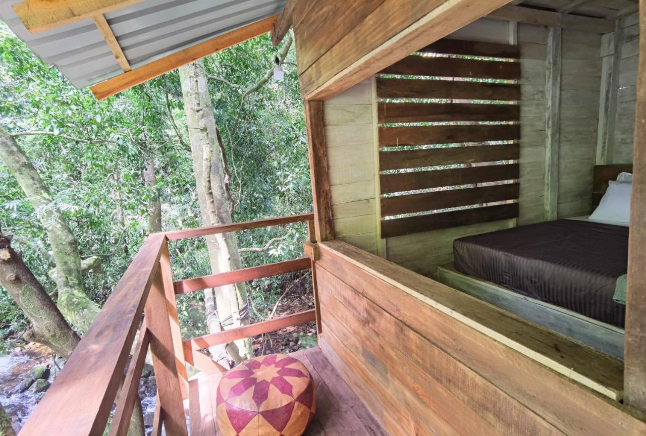 Chalet In The Jungle Pallegama 객실 사진